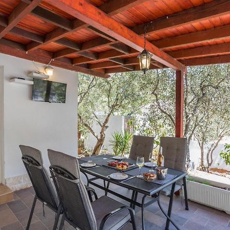 스타리 그라드 House Oliva With Private Pool And Large Garden 빌라 외부 사진