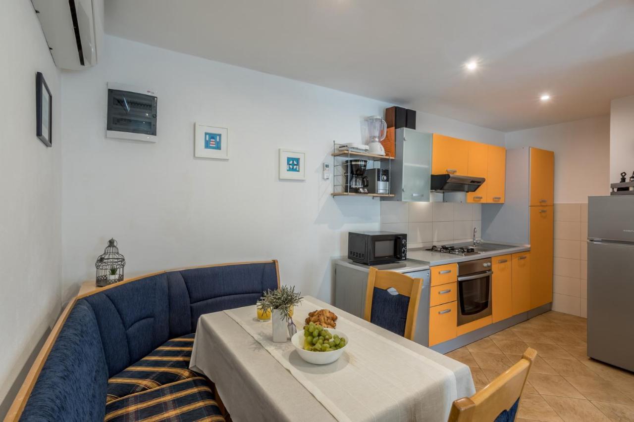 스타리 그라드 House Oliva With Private Pool And Large Garden 빌라 외부 사진